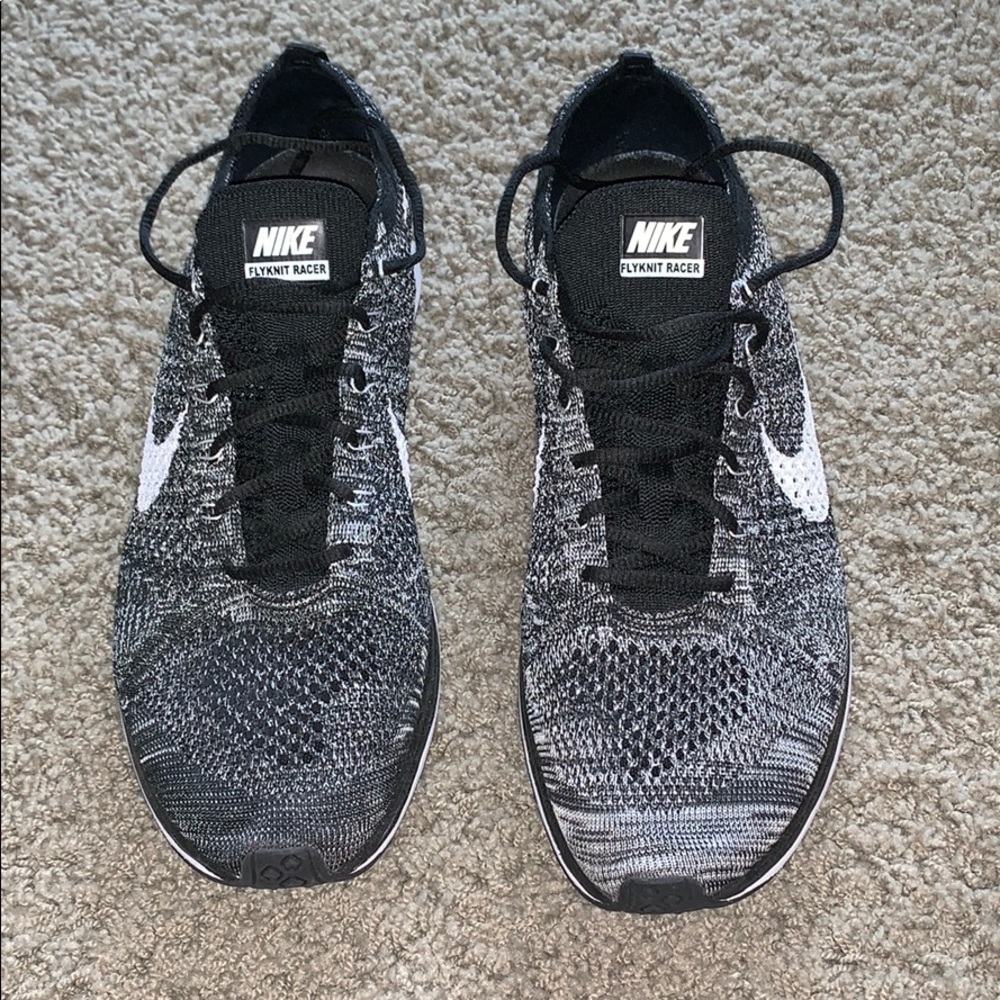 Nike Oreo Flyknit Racer